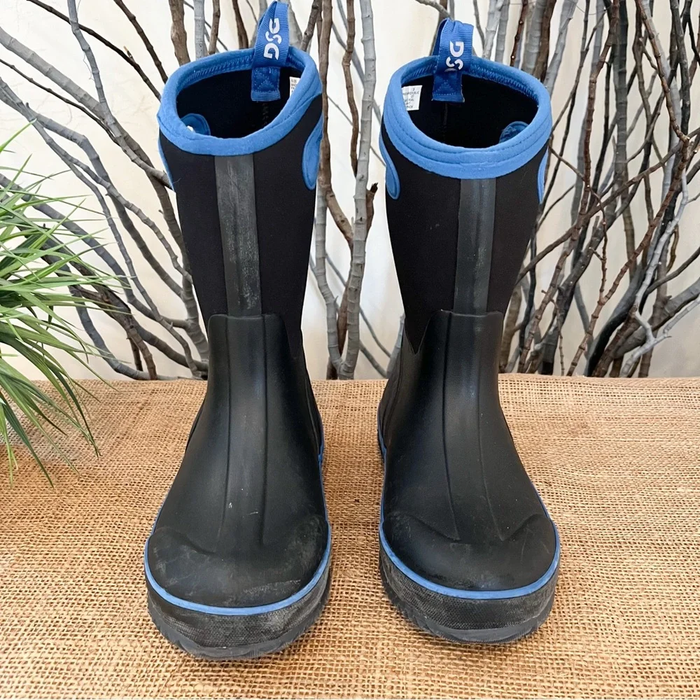 DSG kid’s snowbound